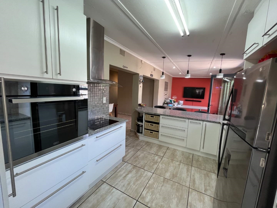 5 Bedroom Property for Sale in Oosterville Northern Cape